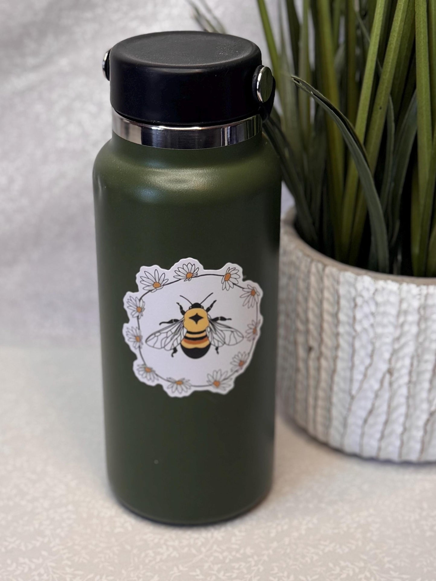 Rusty patched bumble bee | Sticker