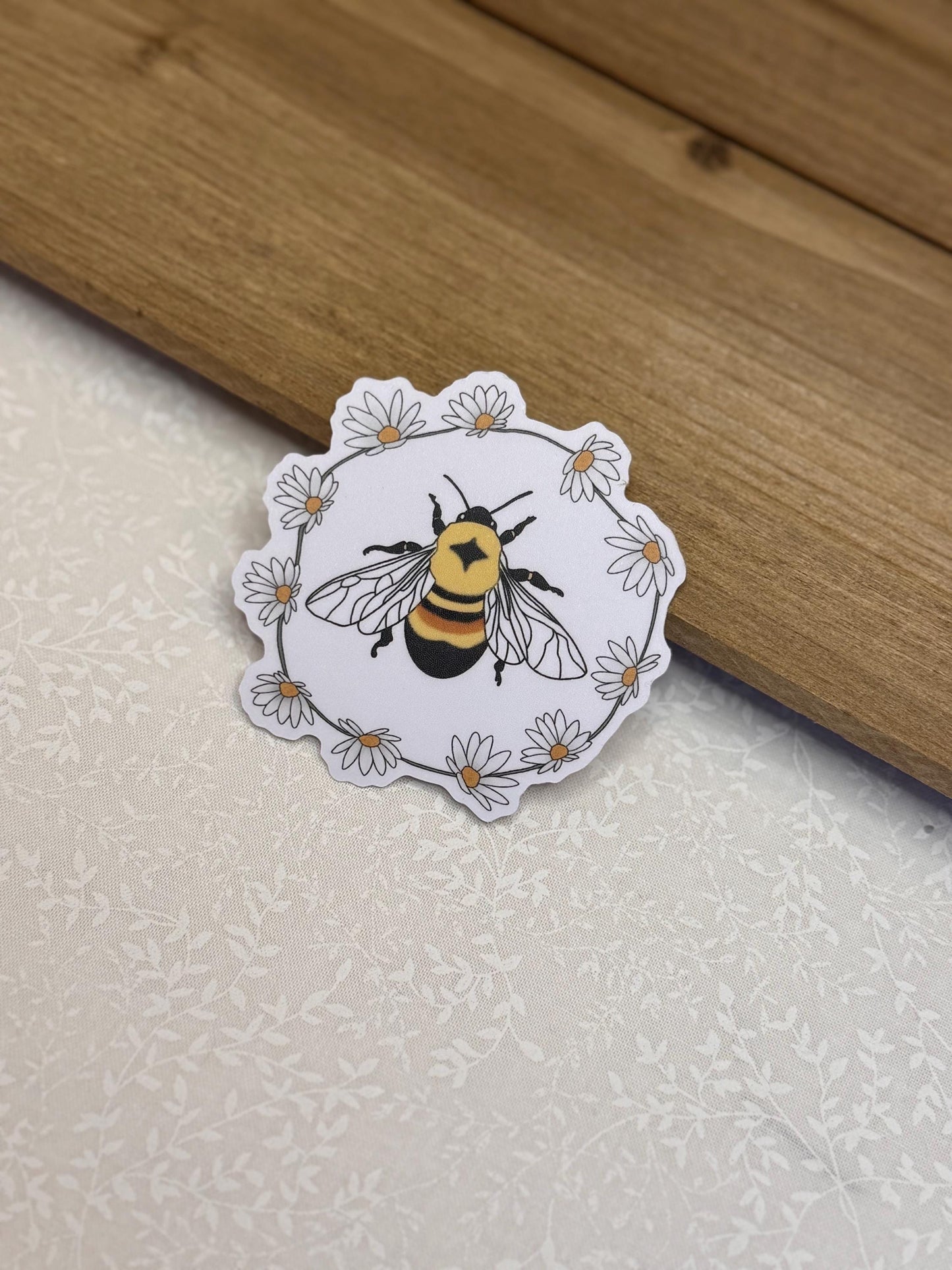 Rusty patched bumble bee | Sticker