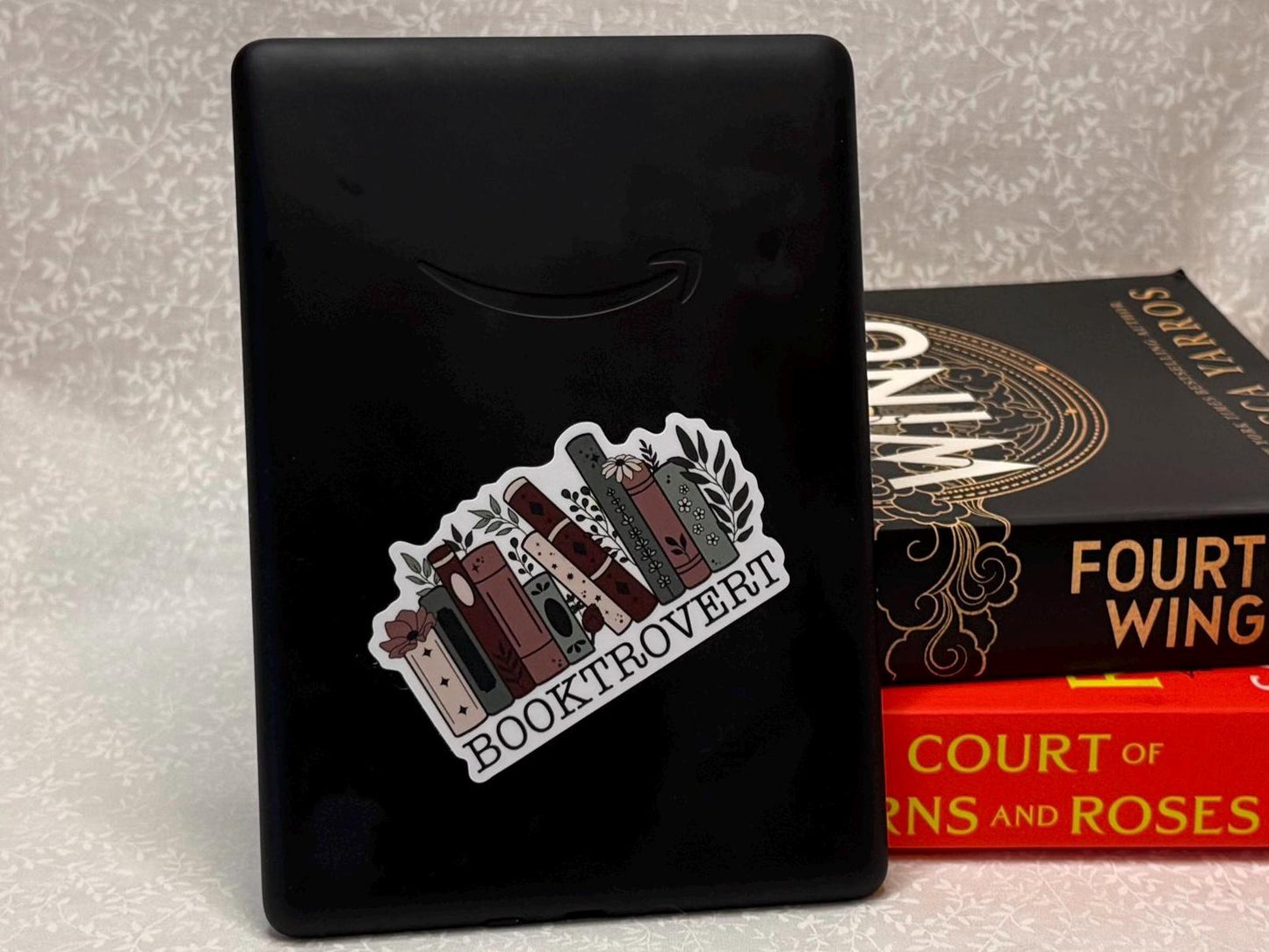 Booktrovert | Sticker